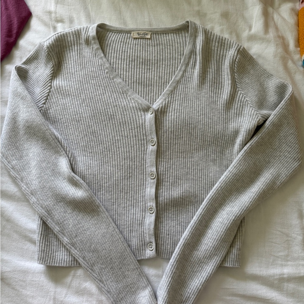 Brandy Melville Long Sleeve Sweater